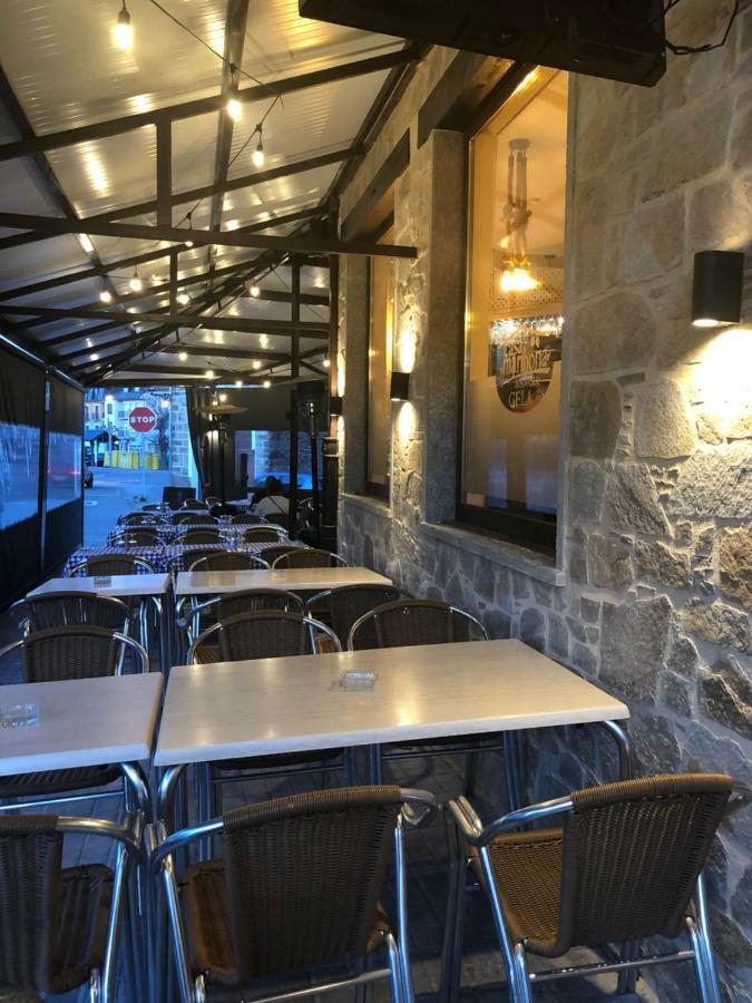 Hotel Tres Estrellas Casa Maribona Gela El Puente  Exteriör bild